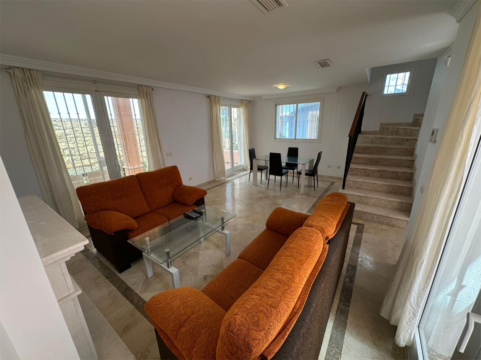 Casa adosada en  Urbanización Aloha Lake 20 - Foto 10