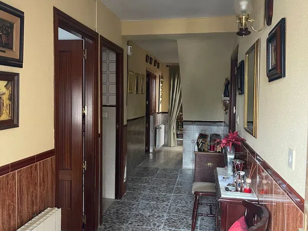 Casa de pueblo en Calle del Royo s/n - Foto 1