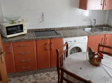 Piso en barrio tranquilo - Foto 3