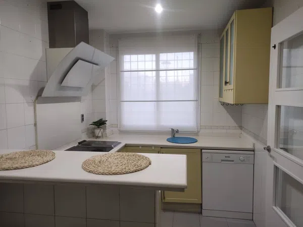 Chalet adosado en calle Burdeos, 21 - Foto 4