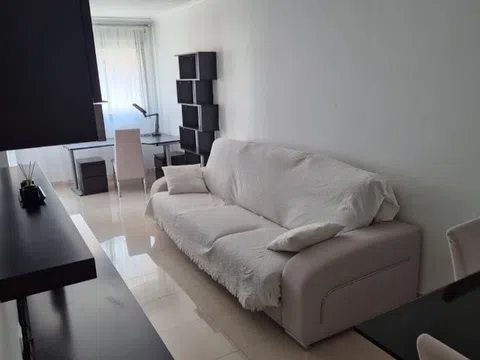 Piso en avenida príncipe de asturias, 39