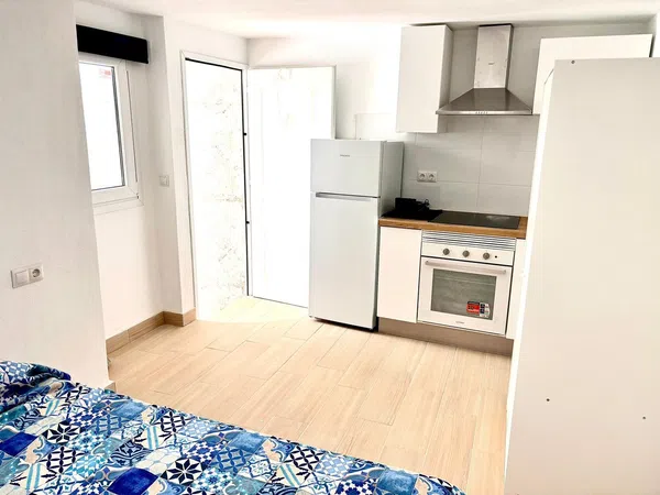 Estudio en calle Rojas, 3