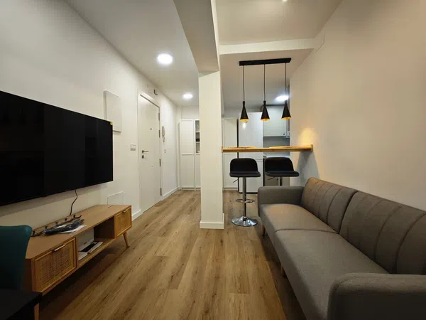 Piso en calle Puerto de Viella, 4