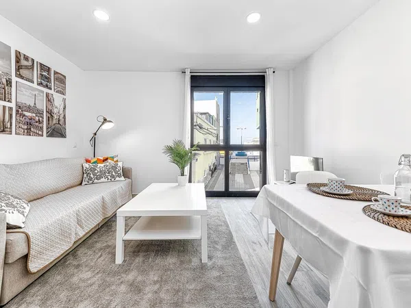 Piso en calle Faro, 136