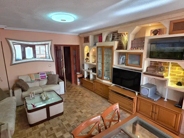 Piso en calle Desarrollo, 42 - Foto 1