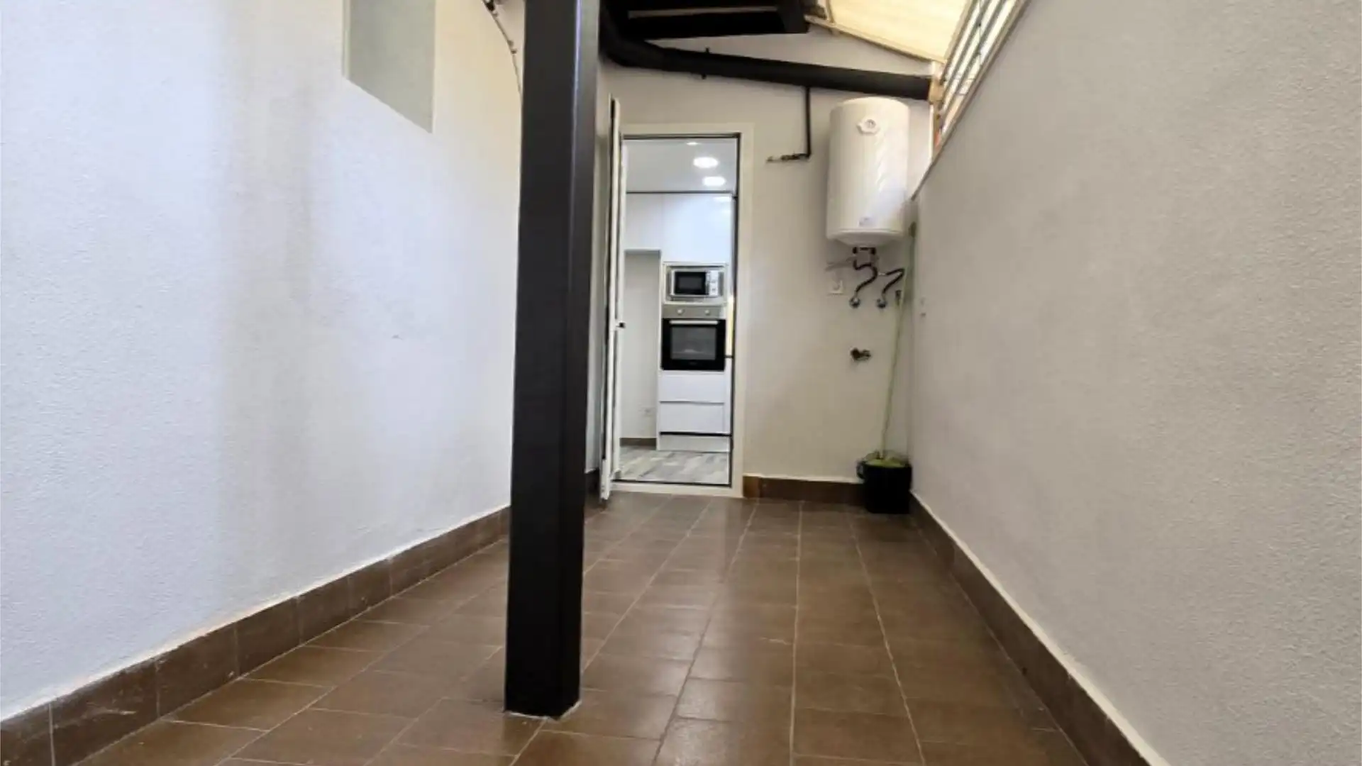 Piso en  Carrer de Concepción Arenal 144 - Foto 14