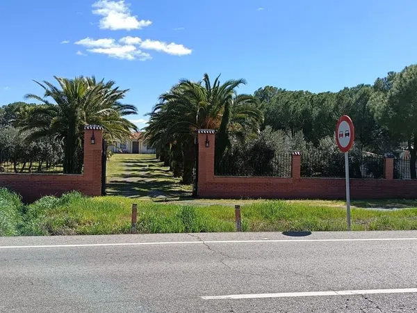 Casa o chalet independiente en Carretera n 502 Kilometro 351,700 s/n - Foto 4
