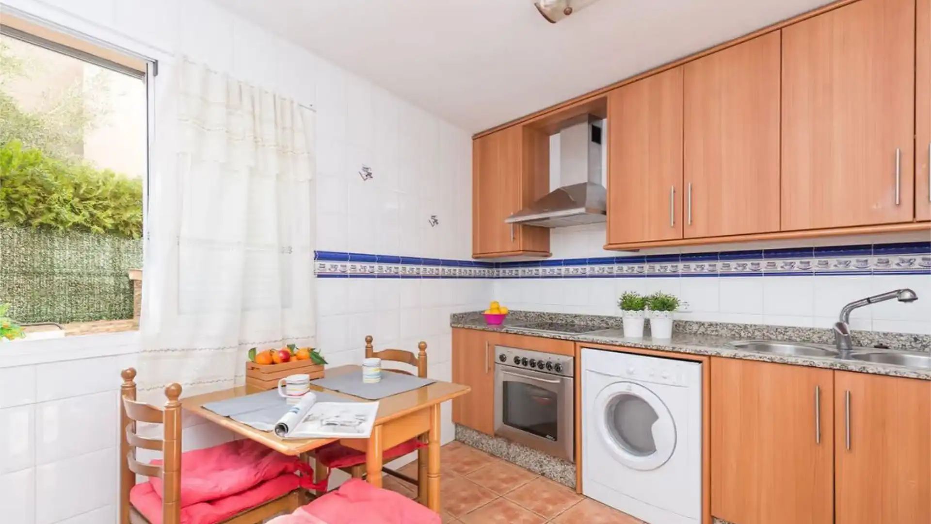 Casa adosada en  Camí d'Alcanada 8 - Foto 7