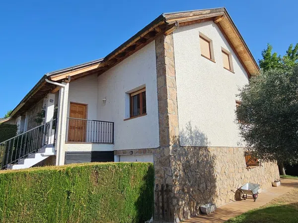 Chalet pareado en Calle de Doña Isabel, 7 - Foto 2
