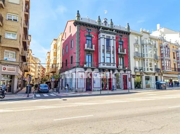 Piso en  Avenida de Portugal 1 - Foto 2
