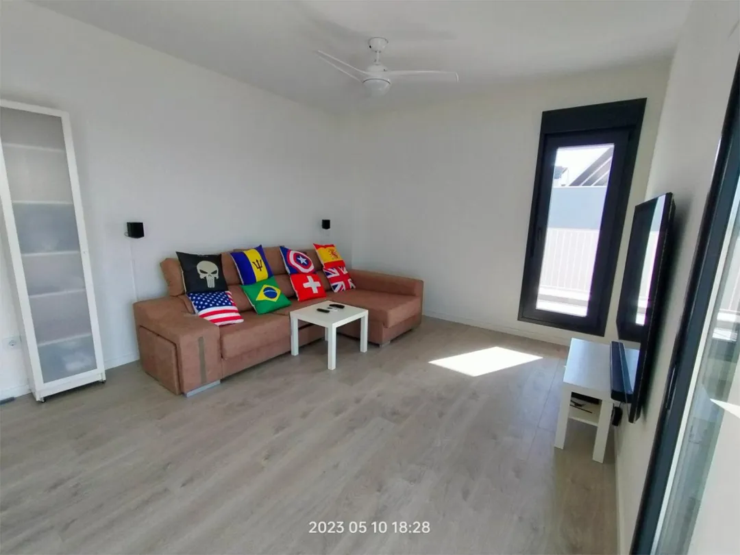 Piso en  Calle Carlos Benítez Saurel 14 - Foto 3