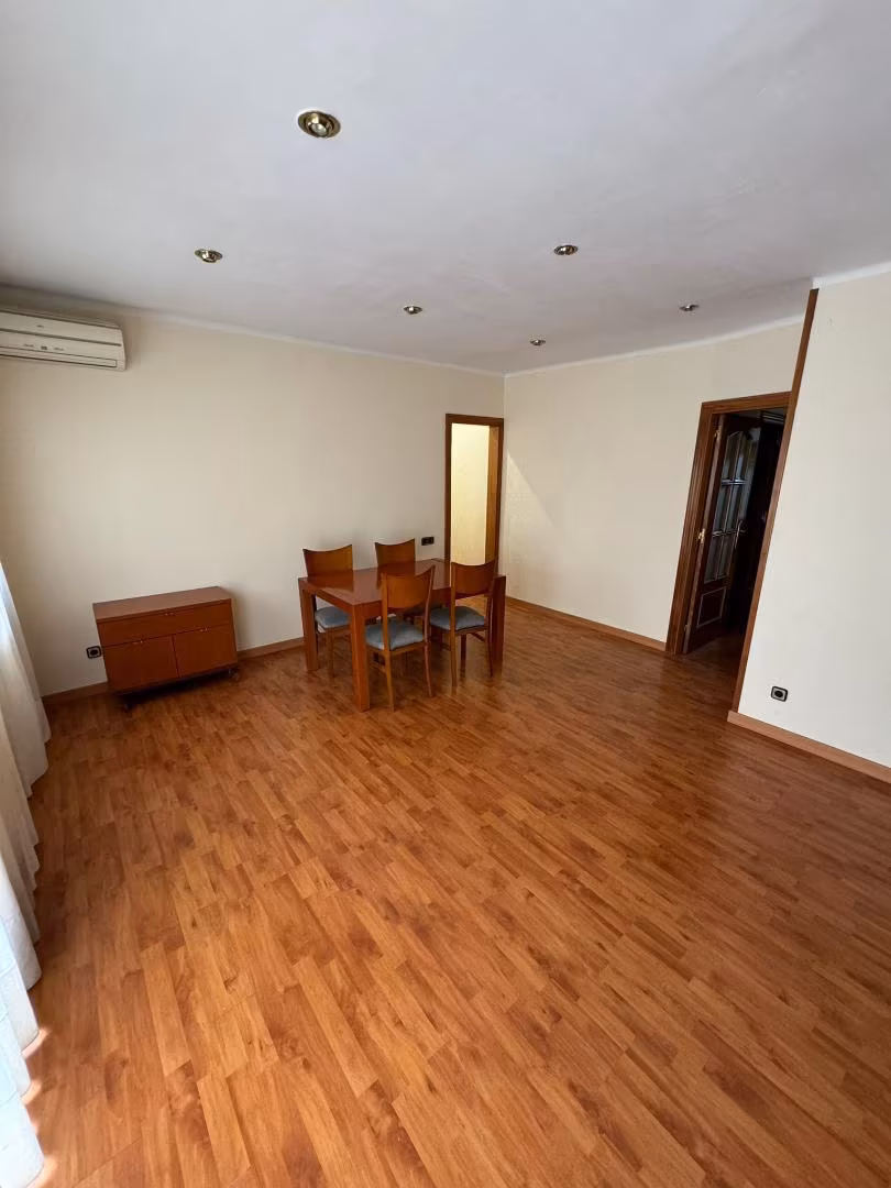 Piso en  Carrer de Casals i Cuberó 207 - Foto 2