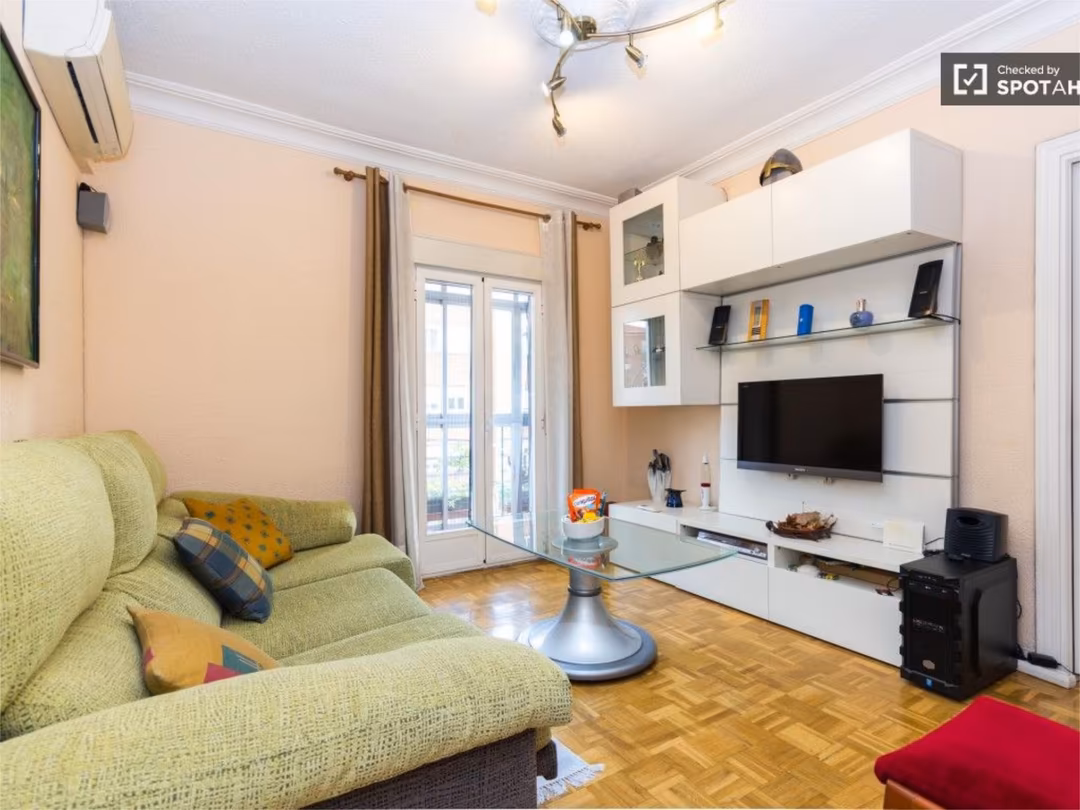 Piso en  Calle de Villavaliente 3 - Foto 2