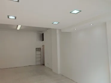 Local comercial en  Carrer de Santa Maria de Mazzarello 84 - Foto 6