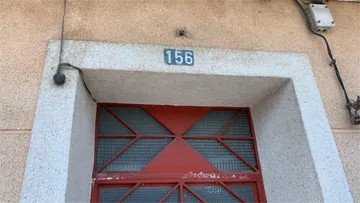 Chalet en entrada del pueblo - Foto 6