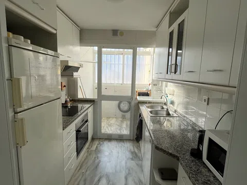 Piso en calle Guzmán el Bueno, 9 - Foto 17