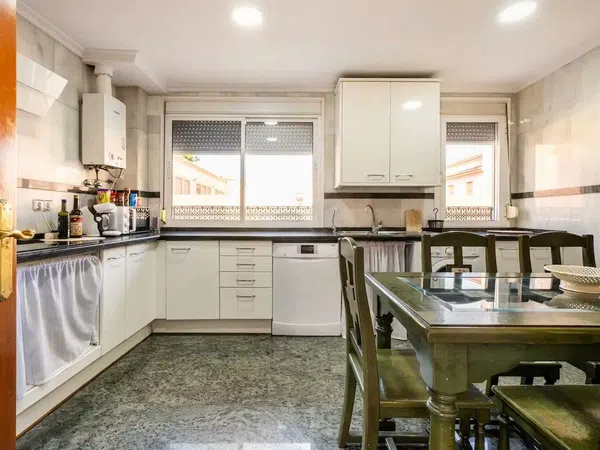 Piso en Calle López Domínguez, 3, El Molinillo - Capuchinos - Foto 5