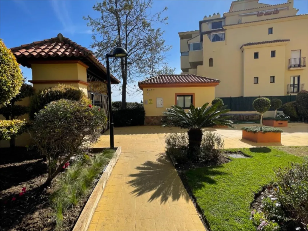 Piso en  Calle Alcaucín 1 - Foto 28