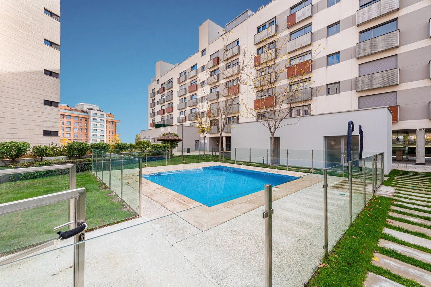 Piso en calle San Juan de Ortega - Foto 29