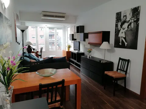 Piso en calle de Mauricio Legendre, 16