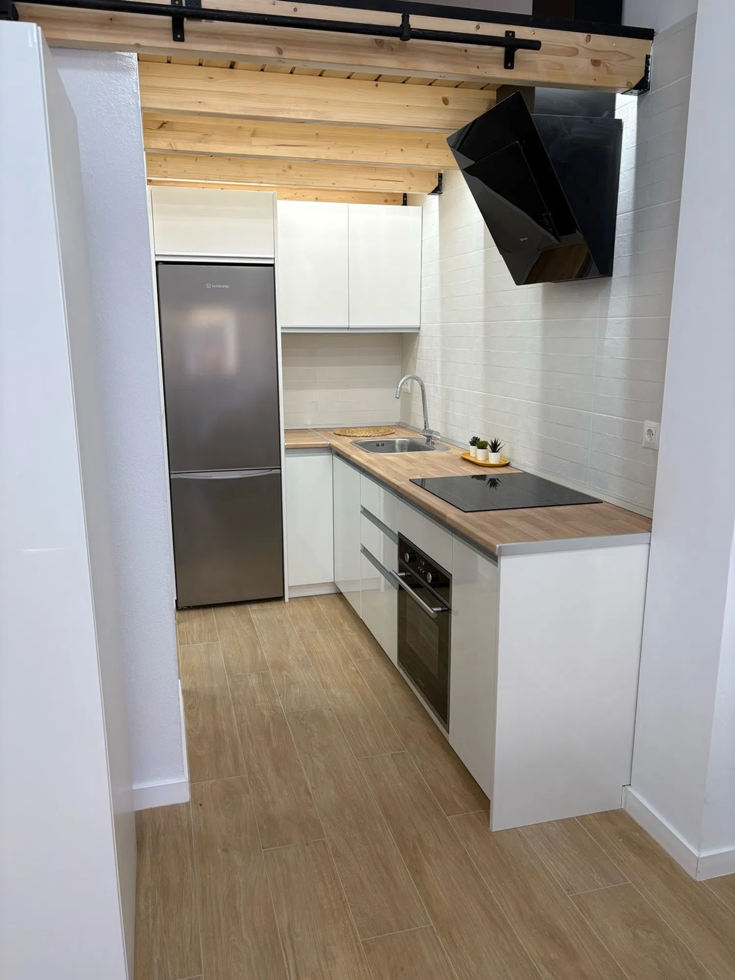 Estudio en calle Eneas, 115 - Foto 10