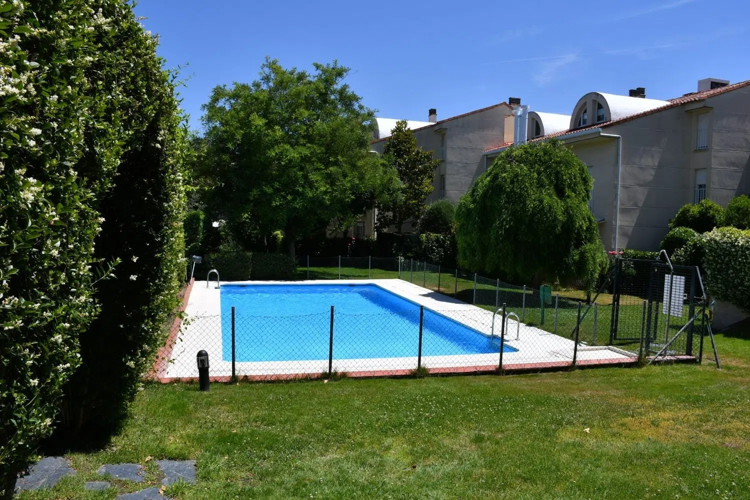 Chalet adosado en paseo de Somosierra, 32 - Foto 1
