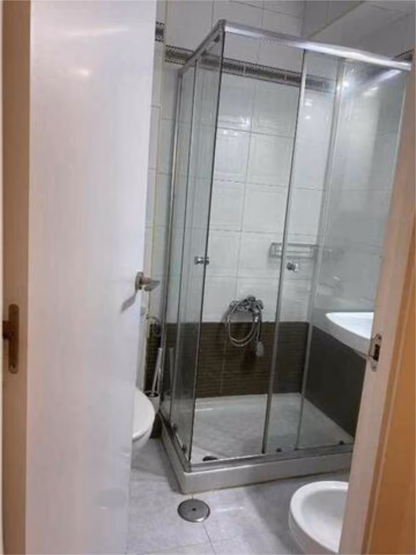 Piso en Reina Mercedes - Foto 4