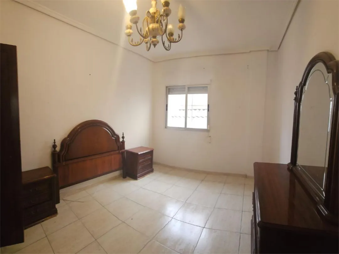 Piso en  Carrer de Cieza 6 - Foto 8