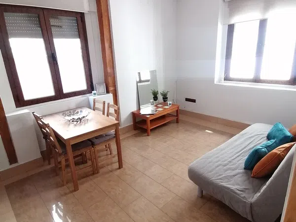 Piso en calle de Isabel la Católica, 19