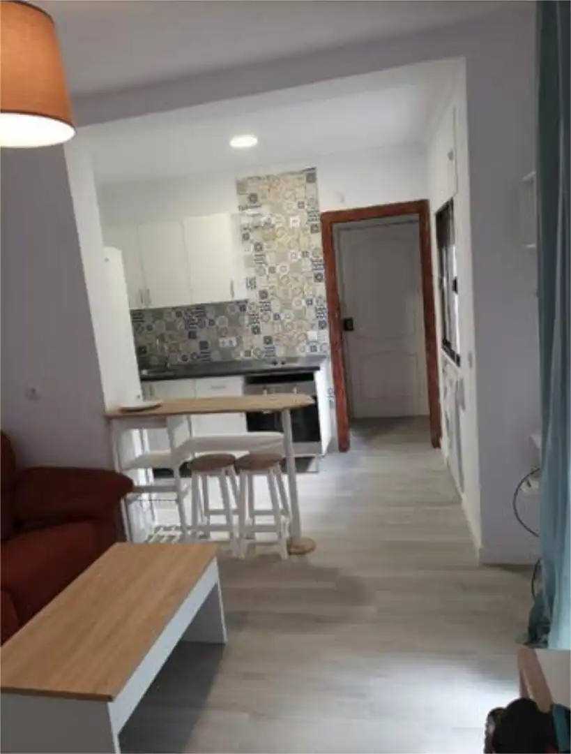 Piso en casco antiguo - Foto 4