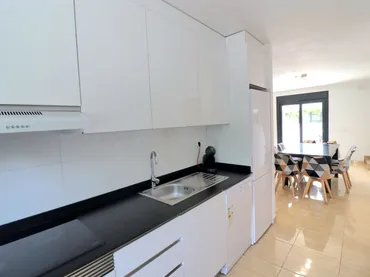 Casa adosada en  Avinguda Platja Cristall 15 - Foto 6