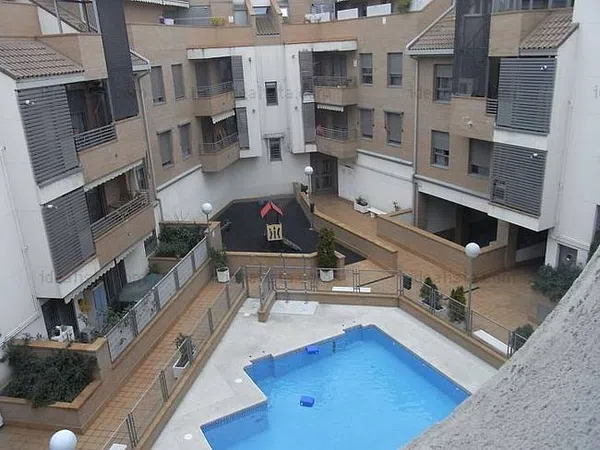 Piso en calle Blasón, 25