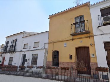 Chalet en  Avenida Alcaldesa María Regla Jiménez 162 - Foto 1