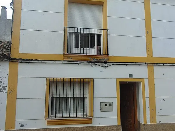 Chalet pareado en Calle del Parroco Don Miguel, 8 - Foto 1