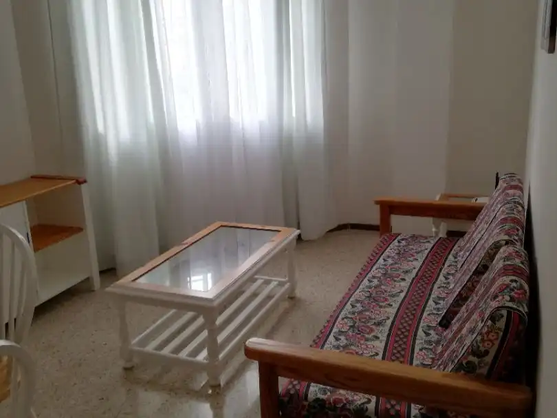 Apartamento en  Calle Canalejas 44 - Foto 2