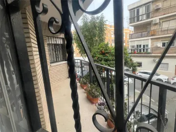 Piso en  Calle Penibética 8 - Foto 3