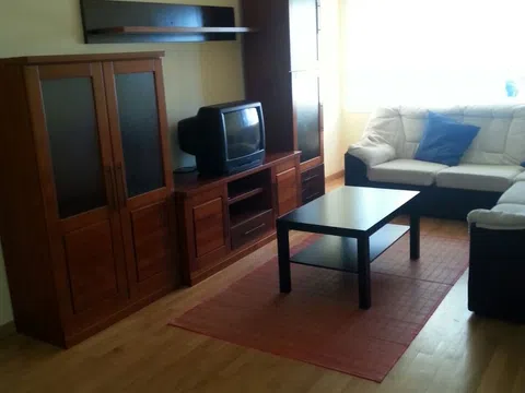 Piso en ronda de Outeiro, 204
