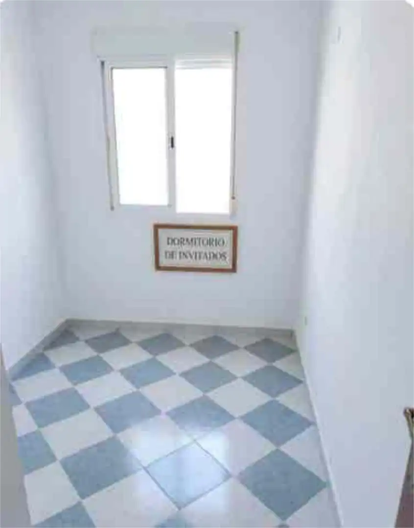 Casa adosada en urbanización la Barrosa - Foto 9