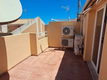 Casa adosada en  Carrer Serra de Bèrnia 19 - Foto 17