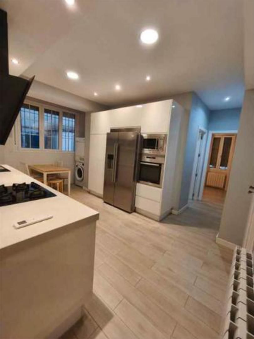 Piso en Nervión - Foto 4