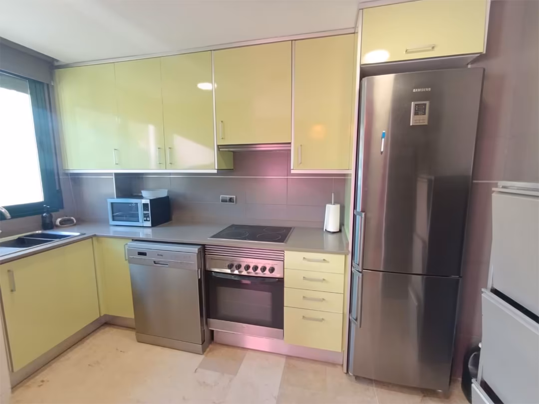 Piso en  Carrer de Cavite 108 - Foto 4