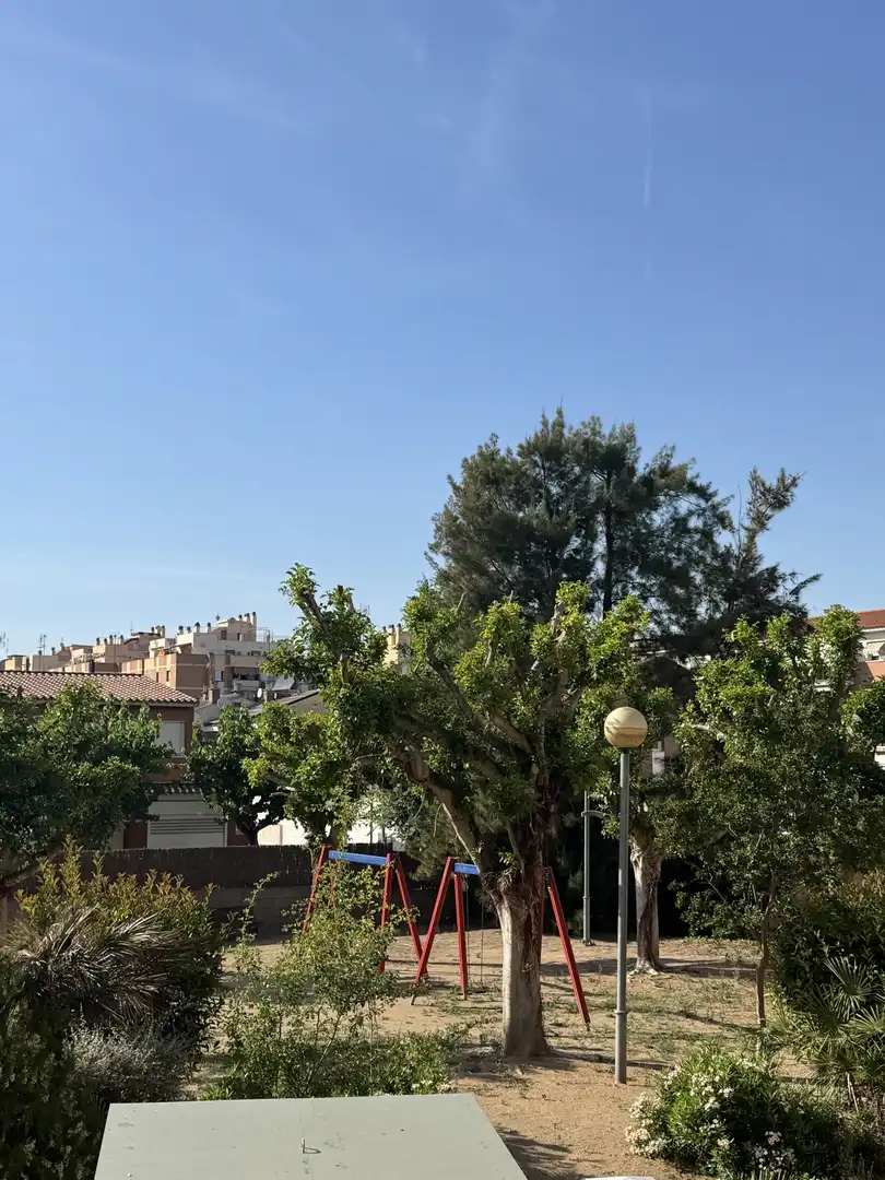 Piso en  Avinguda de Ramon d'Olzina 83 - Foto 26
