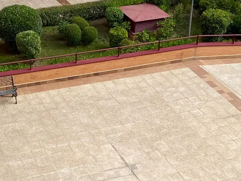 Piso en  Calle de Suecia 102 - Foto 3