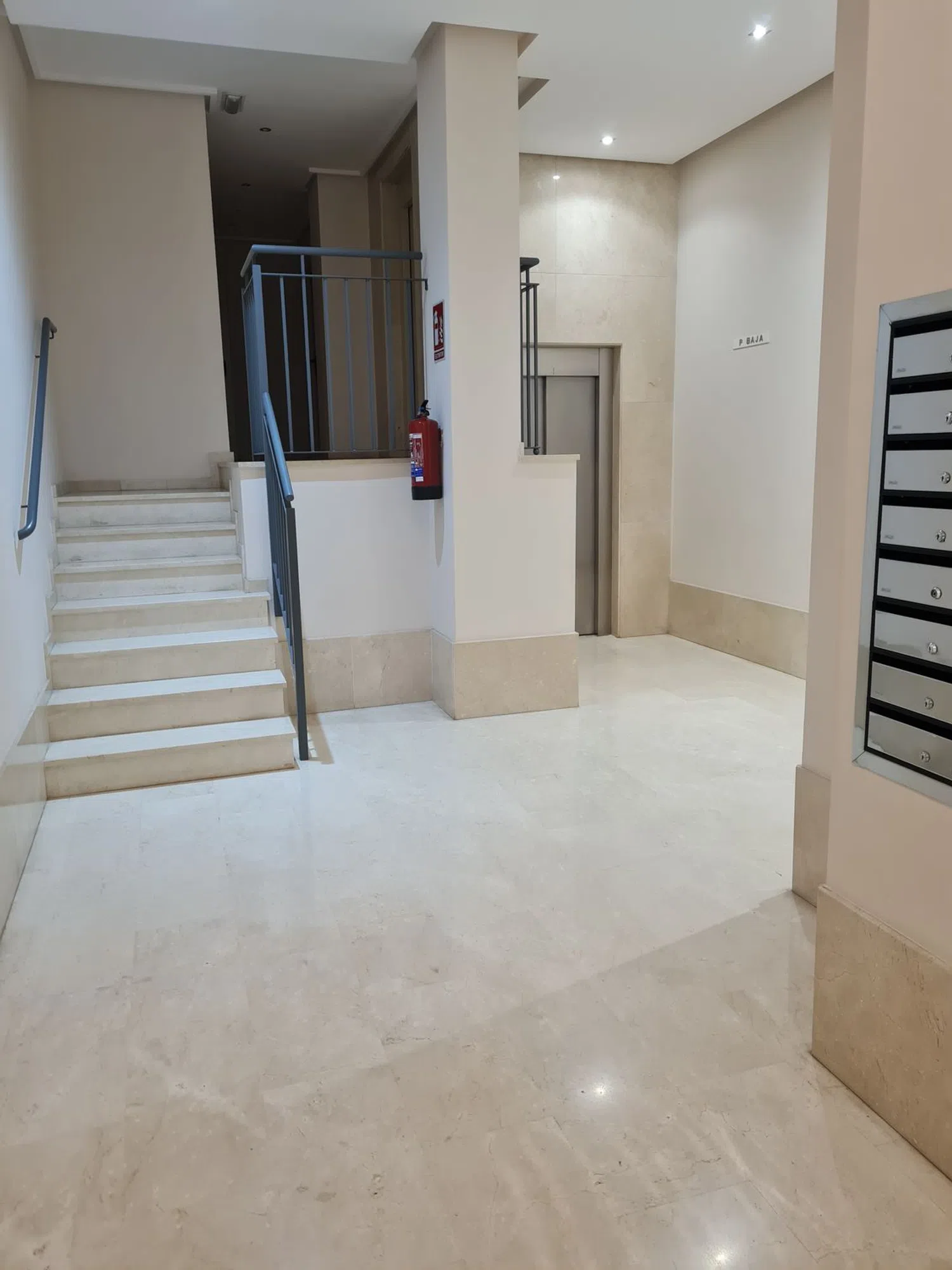 Piso en calle de Nicolau Primitiu Gómez, 22 - Foto 2