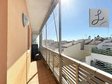 Piso en  Carrer de Francisco Herrera 2 - Foto 3