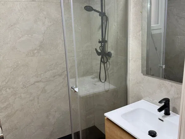 Estudio en calle Lucano, 15