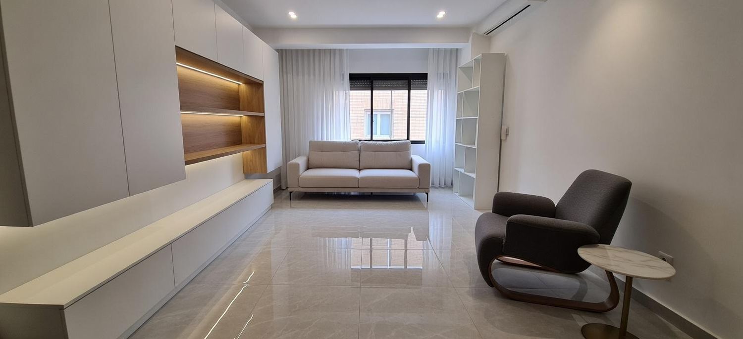 Piso en calle Pantano de Camarillas, 2 - Foto 2