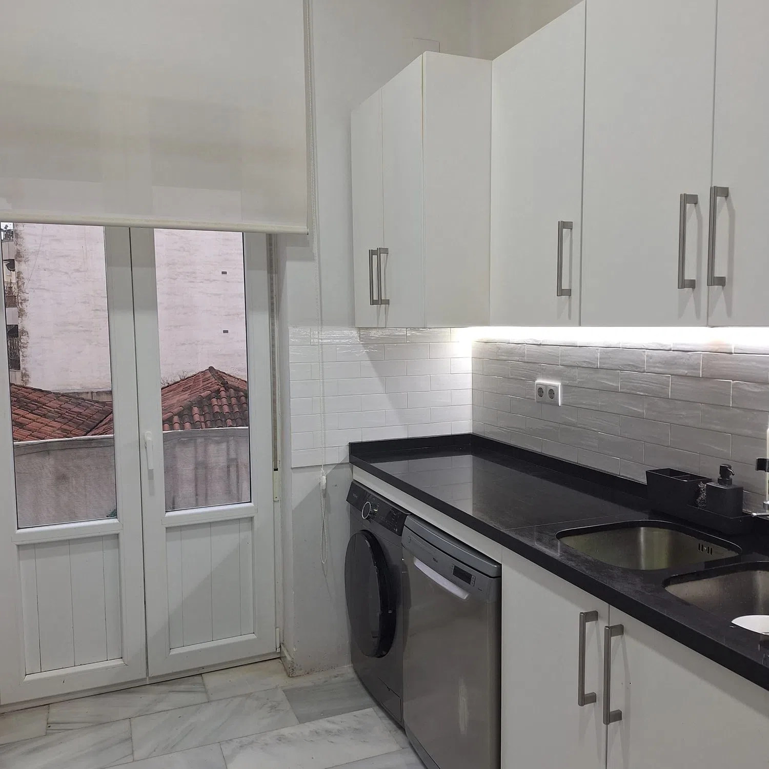 Piso en calle de los Reyes Católicos, 2 - Foto 11