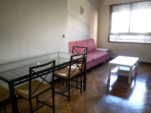 Piso en calle de Santiago de Compostela, 92