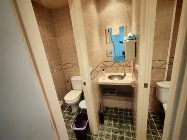 Local comercial en  Carrer del Pintor Fortuny 2 - Foto 4